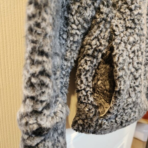 Weatherproof Vintage Cozy Gray Fuzzy Pullover Womens Medium - Picture 5 of 11